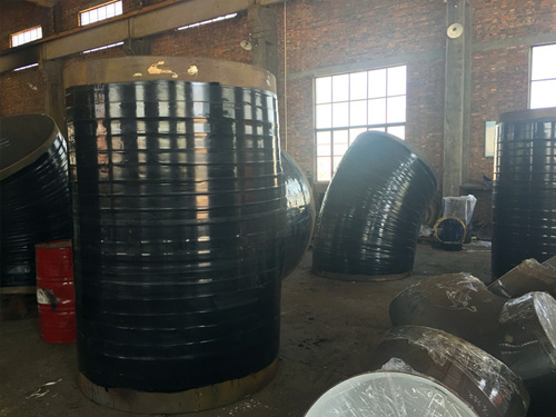 Polypropylene winding with anti-corrosion pipe fittings