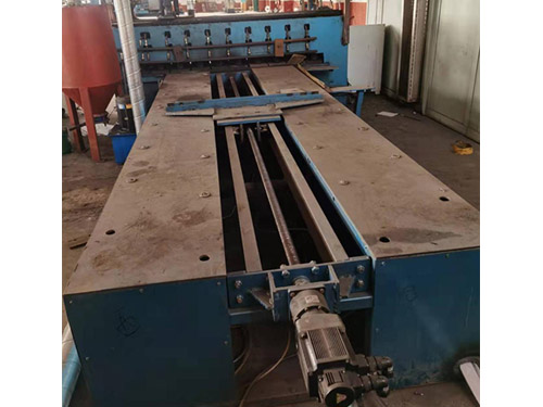 Pipe inner wall surfacing welding machine